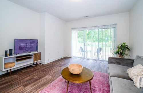 Wendover - Sedgewood Apartment | Peaceful 1BR with Patio and Gym