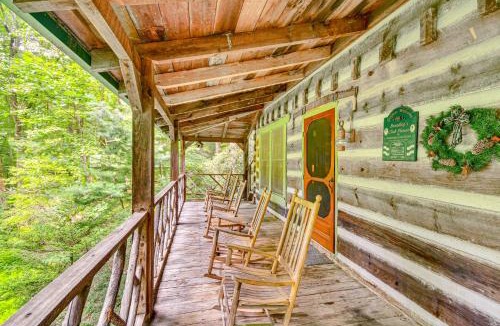 Burnsville House | Peaceful Burnsville Cabin By South Toe River!