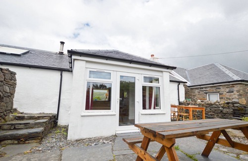 Ellenabeich Cottage | Peaceful Island Cottage