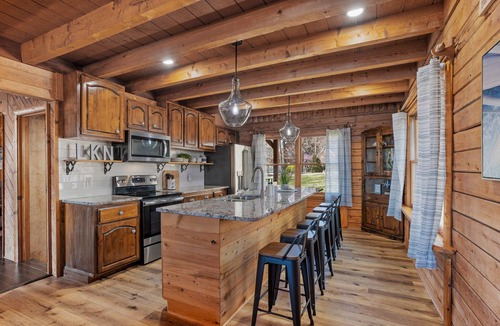 Terrell Cabin | Peaceful Lake Norman Log Cabin on the Main Channel
