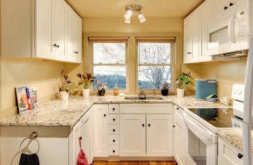 Marshall House | Peaceful Mars Hill Home w/Porch & Mountain Views