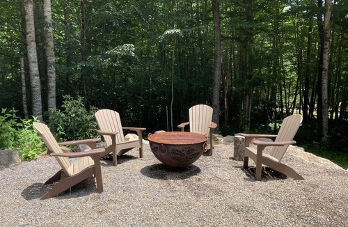 Ogle Meadows Cabin | Peaceful mountain living! Backyard creek, hot tub, fire pit with mountain views