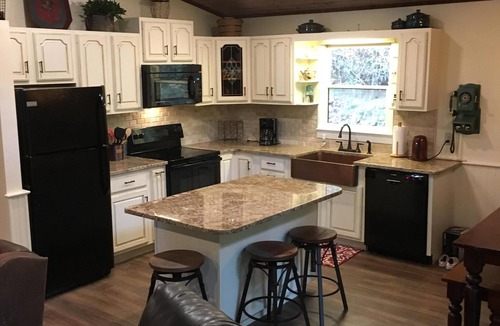 Cataloochee Ranch House | Peaceful mountain vacation at The Rusty Elk Retreat