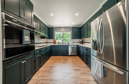 Terrell House | Peaceful Point Lodge by SoCharm | 180º Views of Lake Norman!