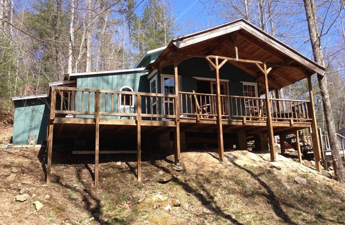 Hendersonville Cabin | Peaceful, private, perfect 3 acre oasis to unplug from it all or be close to all