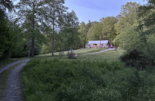 Morganton House | Peaceful Retreat at Lake James - Quiet Convenience