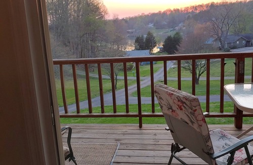 Elf House | Peaceful Townhouse - Near Lake Chatuge-short drive to Murphy/Casino