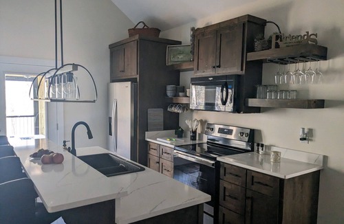 Marion House | Peacefull River Home