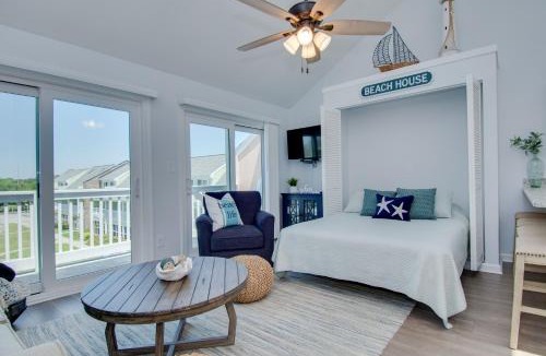 Emerald Isle Apartment | Pebble Beach I305 by Emerald Isle Realty