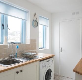 Lyme Regis House | Pebbles