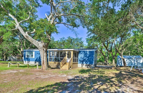 Harkers Island Cottage | 'pelican Place' Coastal Cottage Walk to Back Sound