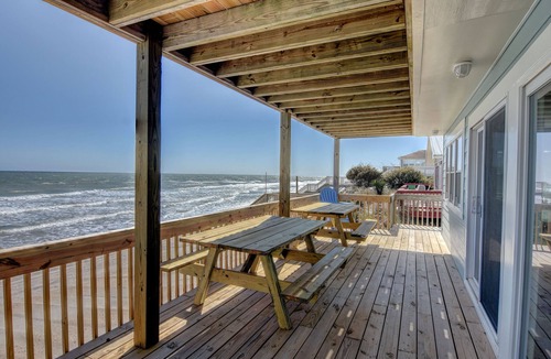Surf City House | Pelican's Landing beachfront Home - recent 250K renovation