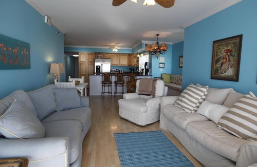 Wilmington Beach Condo | 🏖️Pelican Watch 201: Sundeck | Community Indoor and Outdoor Pools | Hot Tub🏖️