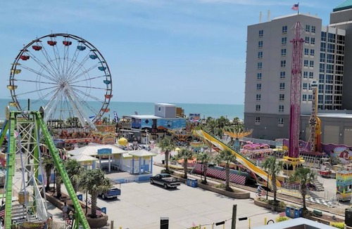 Wilmington Beach Condo | 🏖️Pelican Watch 201: Sundeck | Community Indoor and Outdoor Pools | Hot Tub🏖️