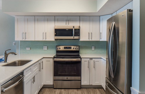 Wilmington Beach Condo | Pelican Watch 806 | Oceanfront + Community Pool!