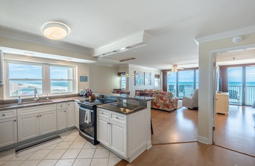 Wilmington Beach Condo | Pelican Watch 801 | Oceanfront + Community Pool!