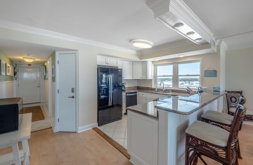 Wilmington Beach Condo | Pelican Watch 801 | Oceanfront + Community Pool!