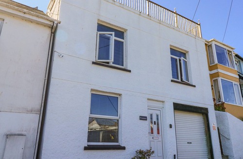West Looe Cottage | PENMAR, pet friendly, with a garden in Looe