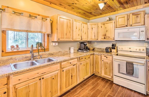 Penrose House | Penrose Home w/Covered Deck + Fire Pit!