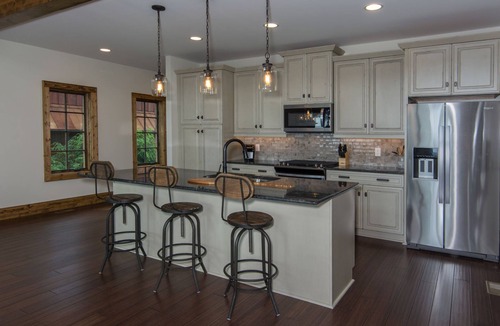 Elk Park Cabin | Peregrine's Perch- amazing views, hot tub, outdoor fireplace, Eagles Nest amenities