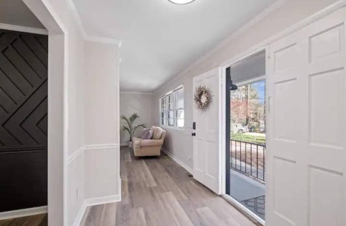 Garner House | Perfect cute home in Garner w firepit & king bed