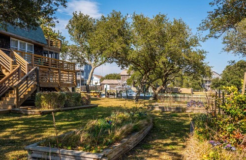 Brigands' Bay House | Pescadora by Rather Be Properties