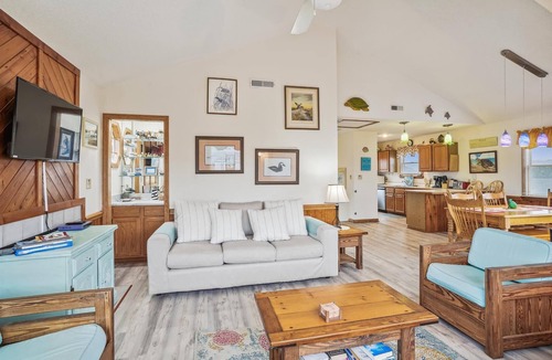 Carolina Dunes House | Pet Free Oceanside Home in the Carolina Dunes with Private Pool and Hot Tub