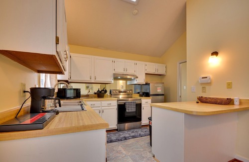 Greensboro House | Pet-Friendly Charming Cozy Greensboro Gem 3 Bedroom Home by RedAwning