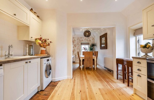 Guiting Power Cottage | Pet friendly Cotswold holiday accommodation with two bedrooms - The Cotswold Guy Apartment