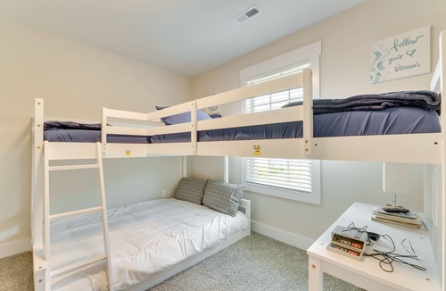 St. Stephens House | Pet-Friendly Hickory Vacation Rental 8 Mi to Lake!