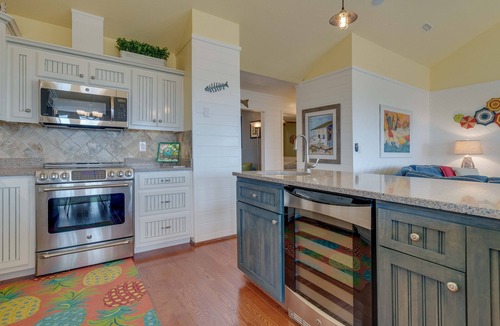 Sea Retreat House | Pet Friendly, Ocean Views, Pool & Hot Tub!