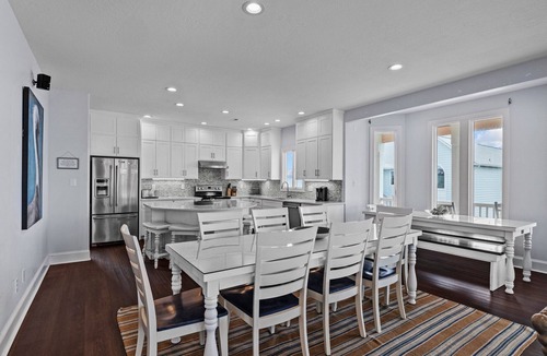 Emerald Isle House | Pet Friendly,Oceanfront,private pool,beach boardwalk,located in Spinnakers Reach