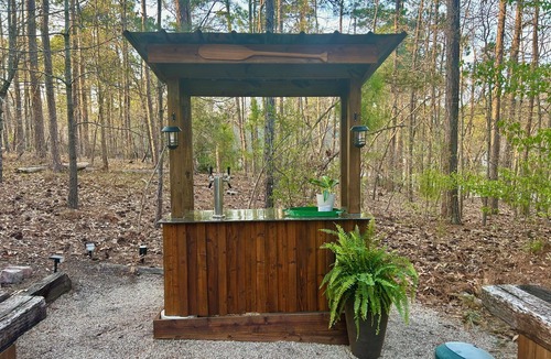 Southern Pines House | Pet friendly Plant Paradise with Pool near Pinehurst