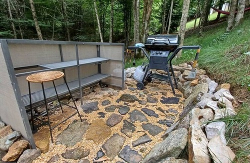 Charter Hills Apartment | Pet Friendly Private Suite 5 min from Resort