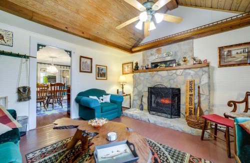 Clyde House | Pet-Friendly Smoky Mountain Getaway with Fire Pit!