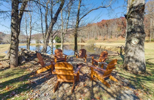 Kyle House | Pet-Friendly Topton Home w/Patio, Deck & Views!