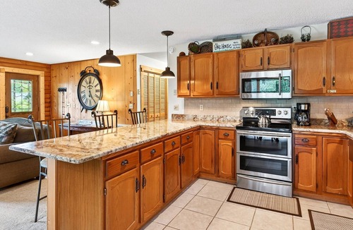 Lake Lure Cabin | Pet Friendly, Views, Lake Lure Access, Wi Fi - My Mountain Paradise