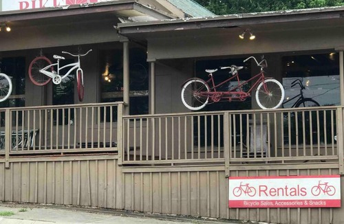 North Raleigh House | Pet Friendly & Walking Distance to Falls Lake