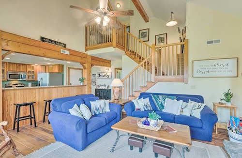 Mountain Air Condo | Pets Welcome: Quaint Blue Ridge Mountain Getaway!