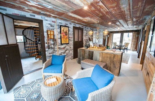 Sugar Grove Cabin | Petting Zoo! Hot Tub, Fire Pit, Ziplines, Trout Stream & Trails