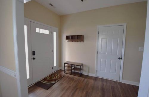 Hubert House | Peytons Ridge - entire house near Camp Lejeune and beaches