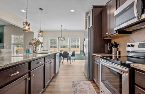 Aberdeen House | Pickleball, Arcade & Poker Retreat Near Pinehurst!