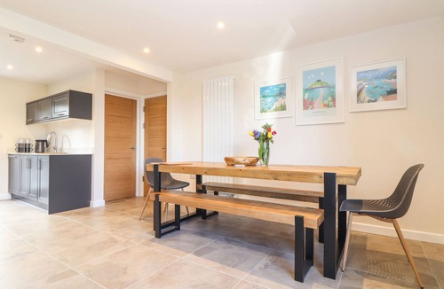 Looe Cottage | Pickney House