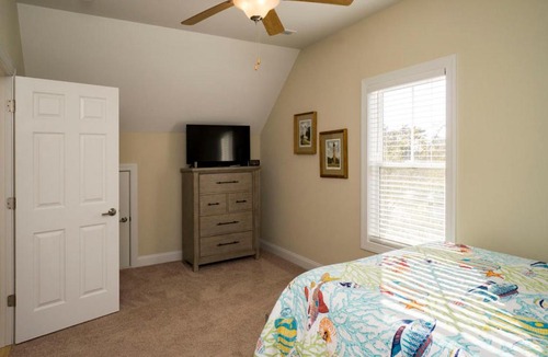 Tranquil Harbour House | Piddle Estates 1 by Oak Island Accommodations