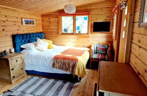Holworth House | Piddle Puddle Cabin