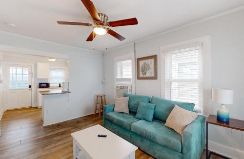 Kure Beach House | Pier View Cottage Unit 1