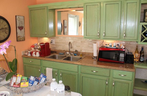 Colington Bed & Breakfast | Pierhouse Bed & Breakfast