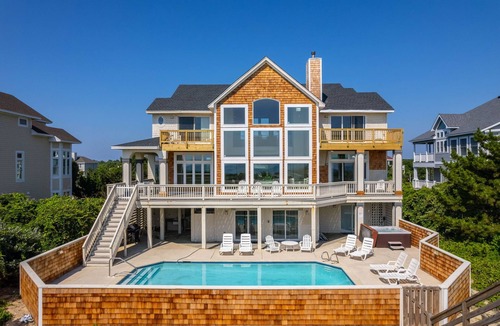 Pine Island House | Pine Island Oceanfront Private Pool, Beach Access!
