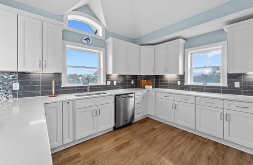 Pine Island House | Pine Island Perfection - 3min to beach w Pool,Spa!