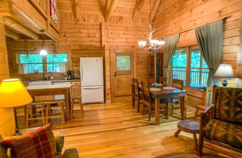 Jefferson House | Pine Log Lodge